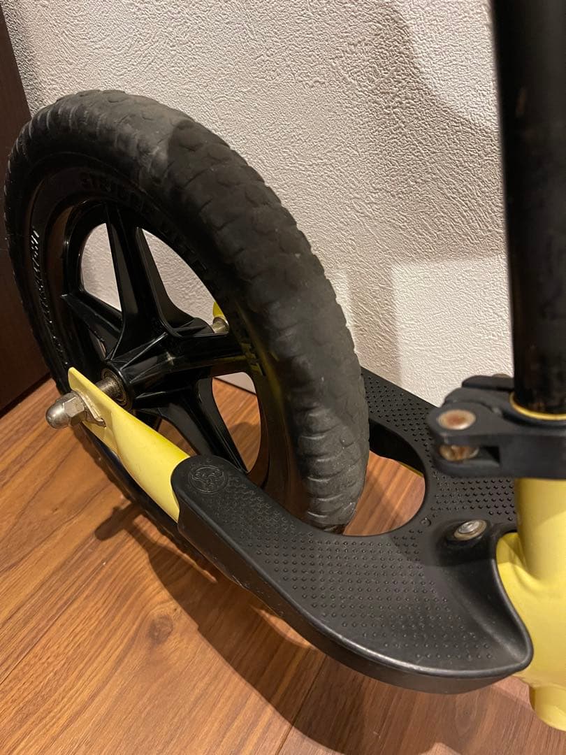 STRIDER ストライダー スポーツモデル 12インチ　イエロー　日本正規品