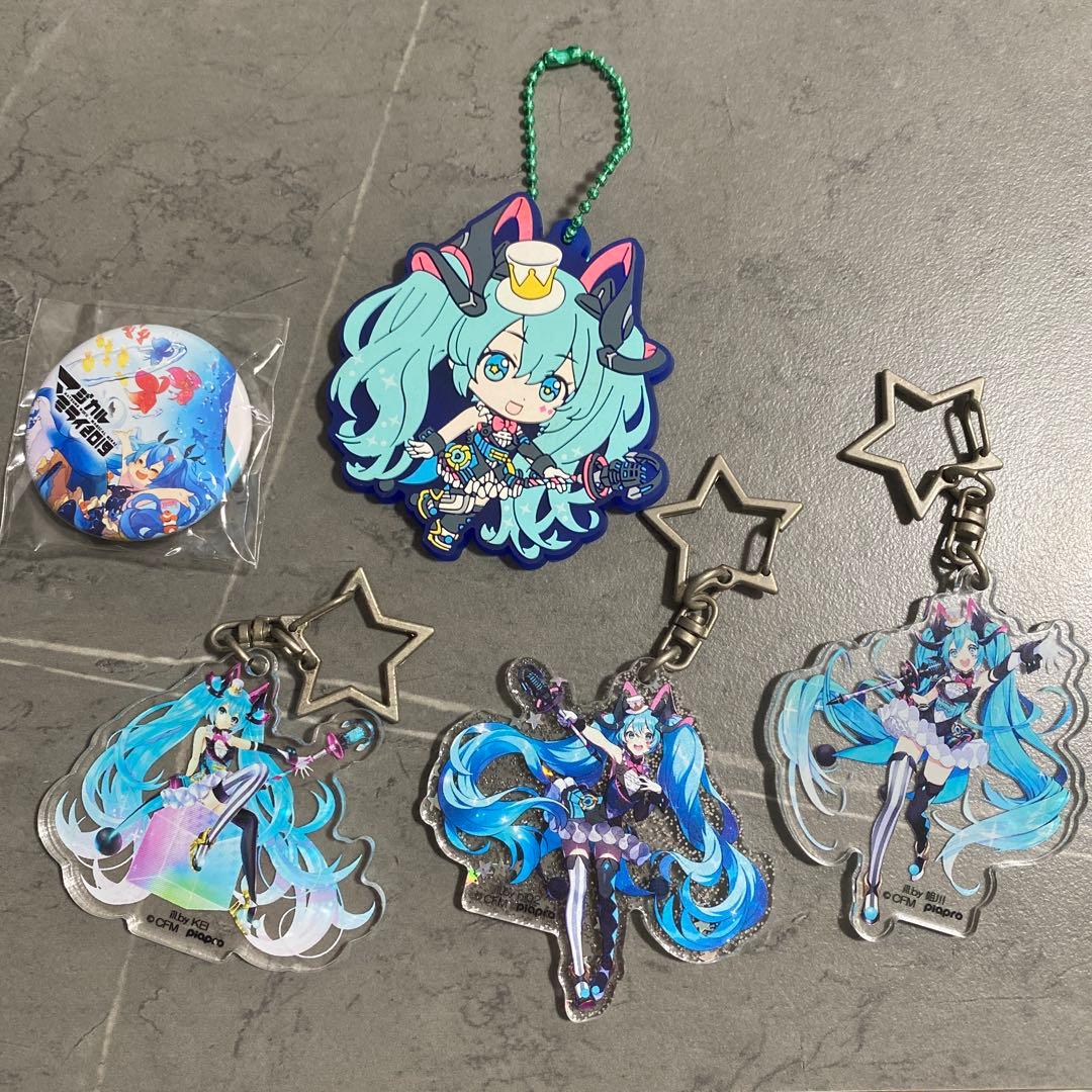 「マジカルミライ2019」初音ミク、グッヅまとめ売り