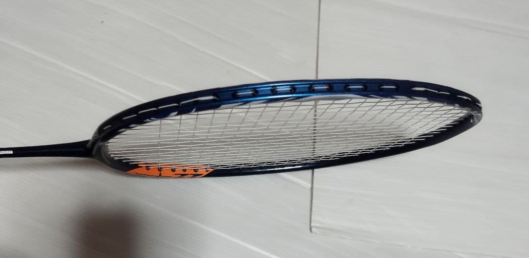 2箇所軽ヒビ有り　YONEX 　ASTROX 100 ZZ　 3U5G