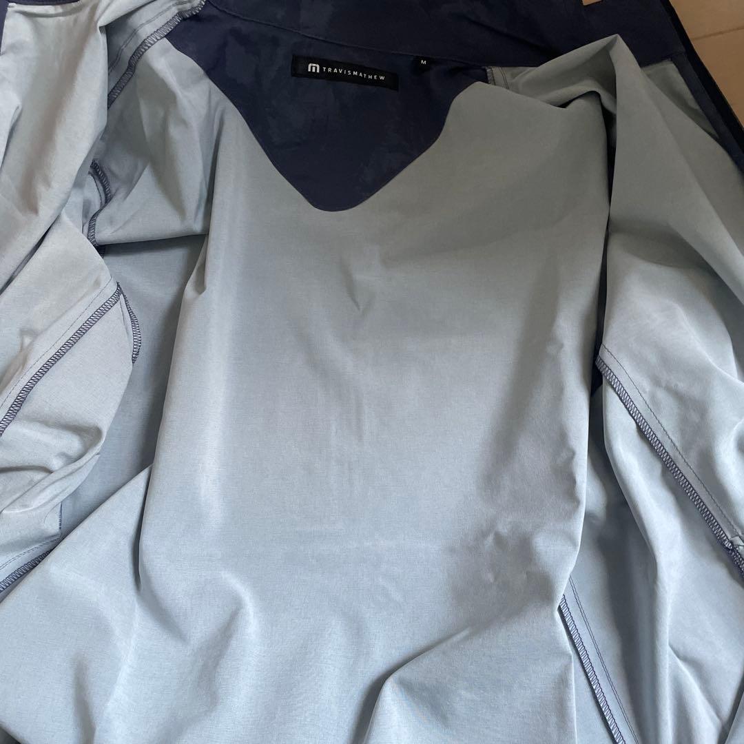 【TravisMathew】新品軽量ポケッタブルジャケット　スカル　メンズＭ