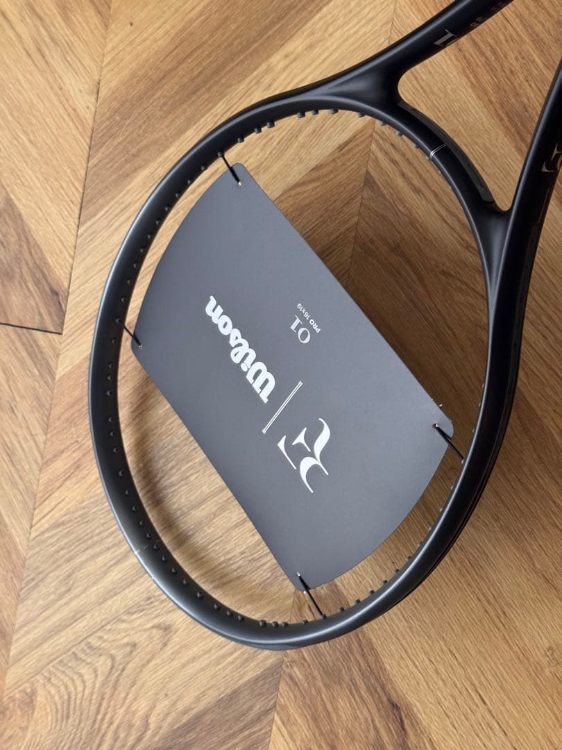 Wilson RF 01 Pro テニスラケット