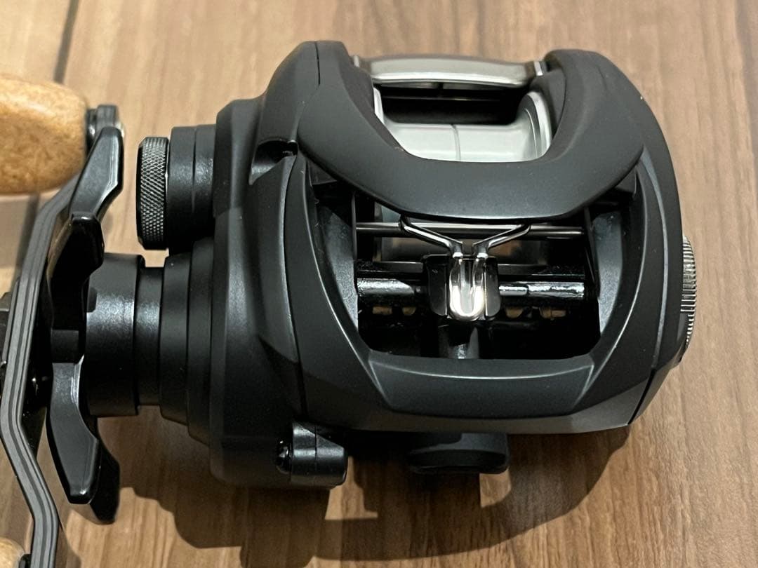 リール TR SV TW105H-SLPW