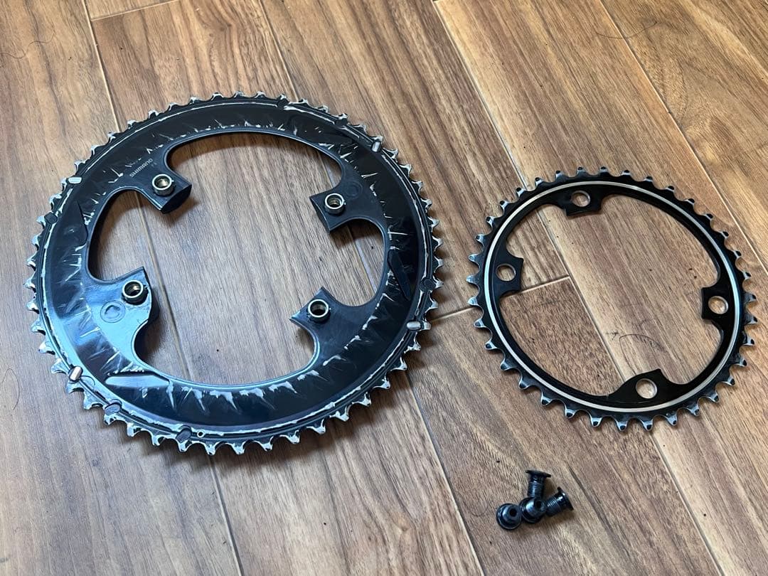 DURA-ACE FC-R9100 チェーンリング 52/36T 固定ボルト付属
