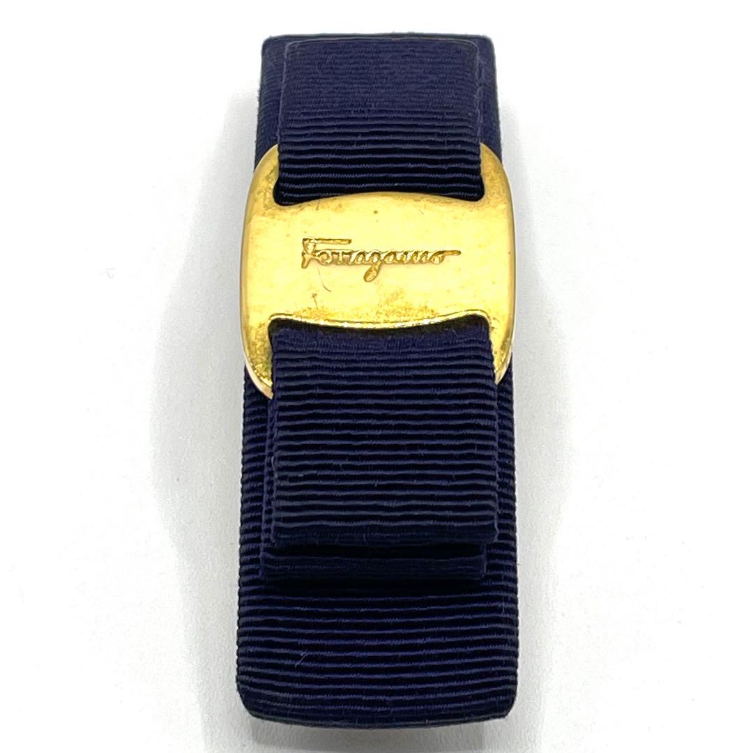 Salvatore Ferragamo ヴァラリボン バレッタ ネイビーゴールド