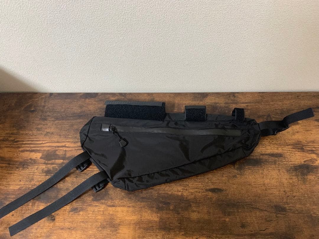 【新品】FAIRWEATHER フレームバッグハーフ