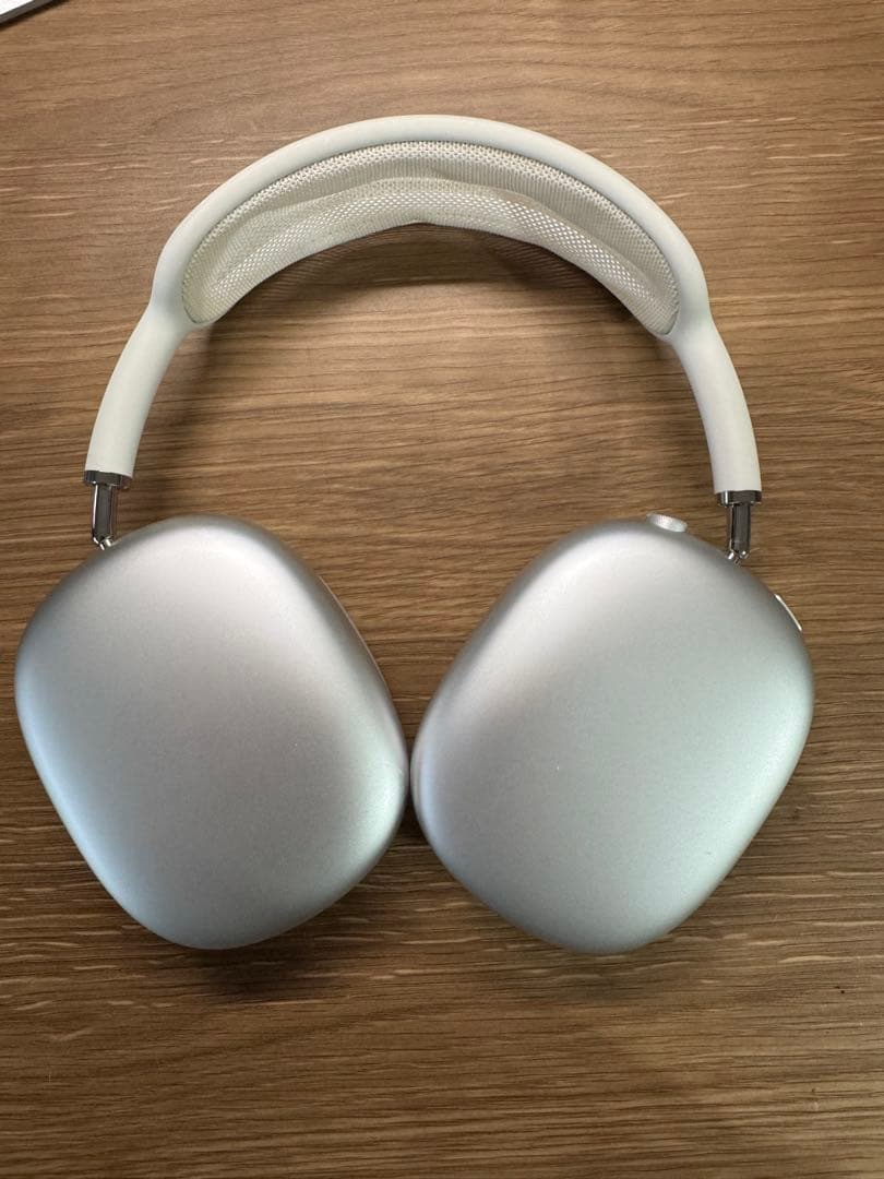 ヘッドホン AirPods Max