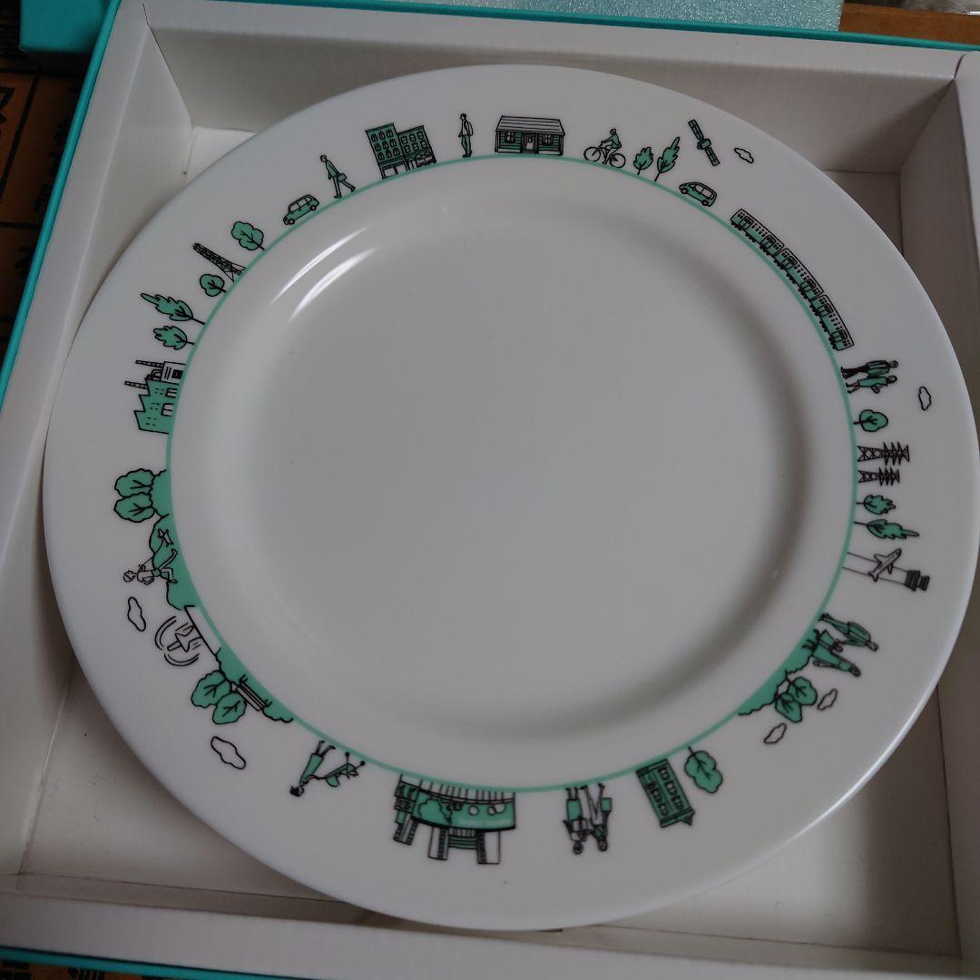 Tiffany & Co. 街並みイラスト皿三菱電機コラボ