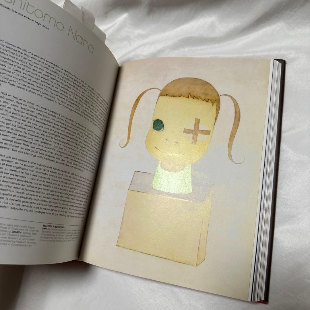 洋書　世界の現代アート作品写真集 本 絵画 工芸 彫刻