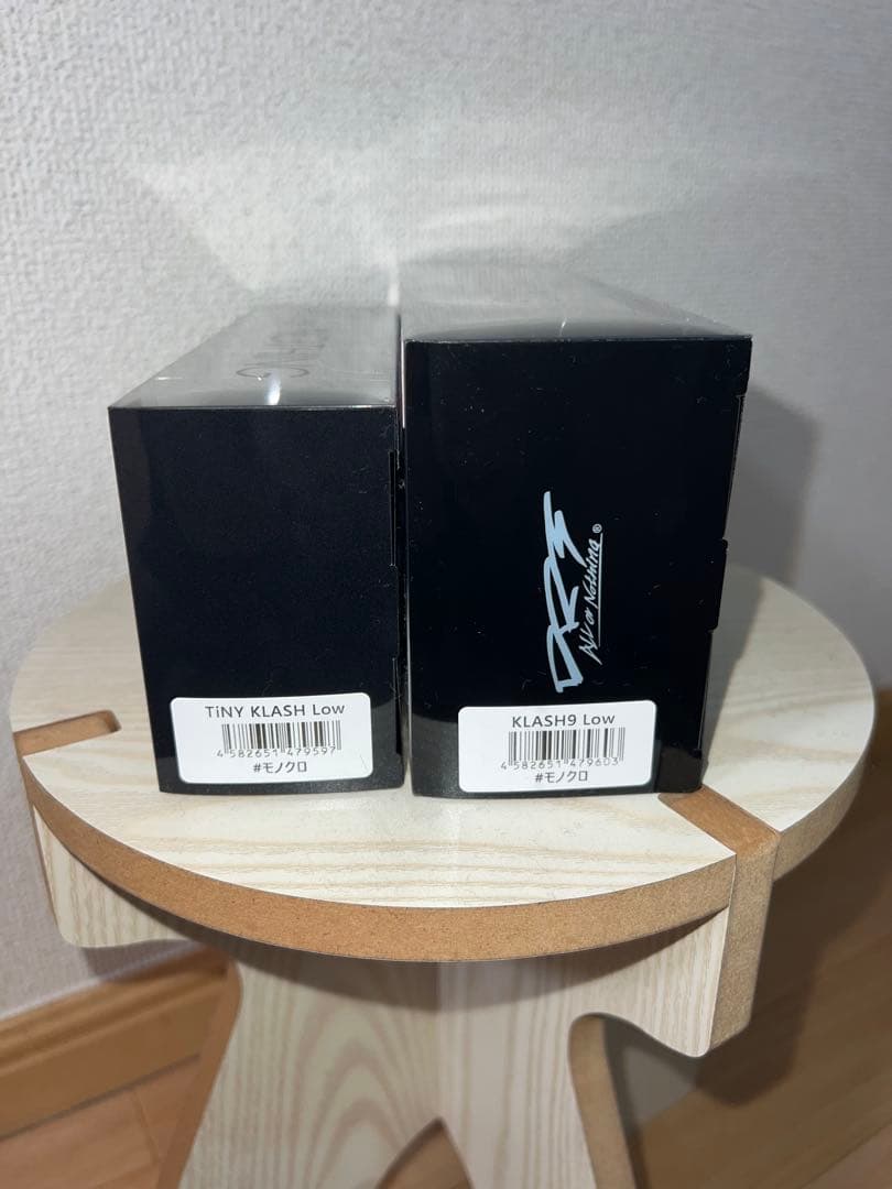 Klash 9 & Tiny Klash ヒラツカオリカラ　モノクロ