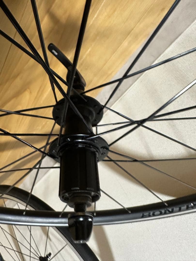 Bontrager AFFINITY TLR アルミホイール　タイヤチューブ付き