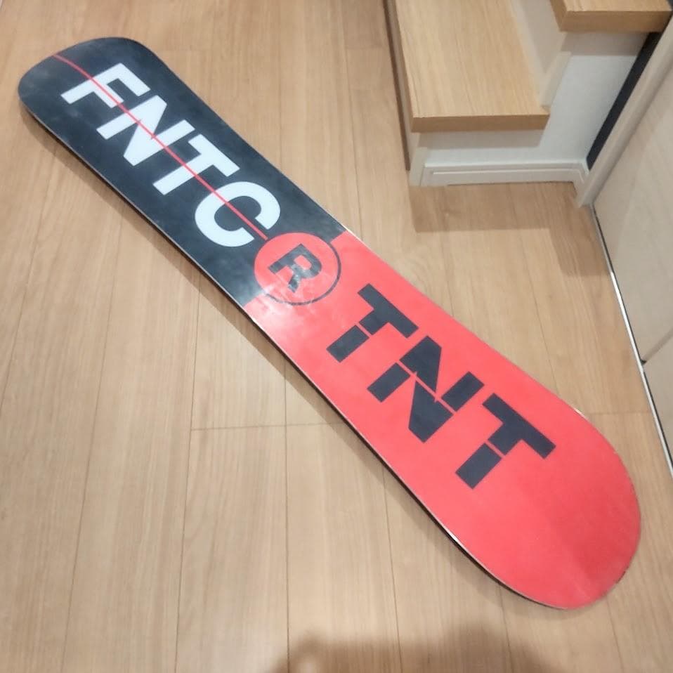 FNTC ファナティック TNT R スノーボード 153cm 23-24