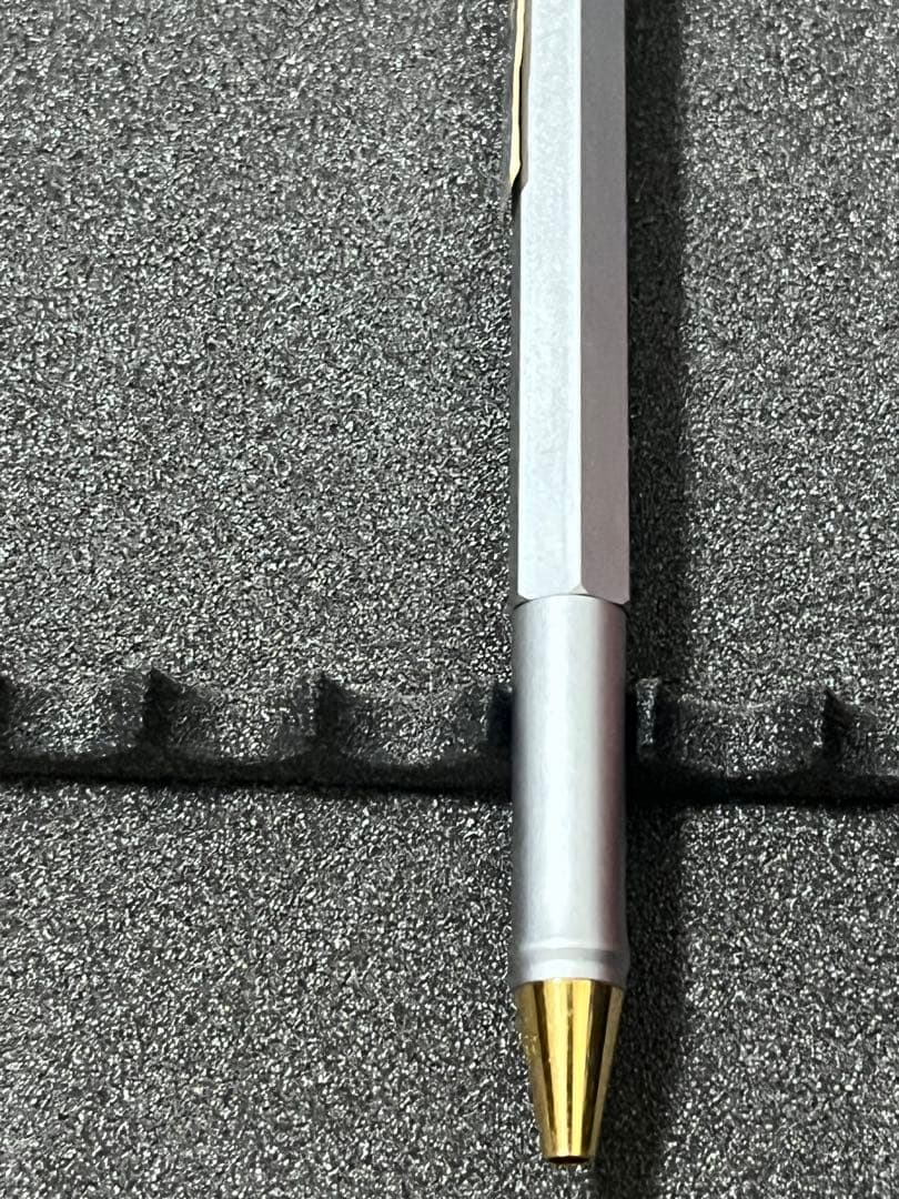 新品未使用　rOtring ロットリング ニュートンG ボールペン 廃盤