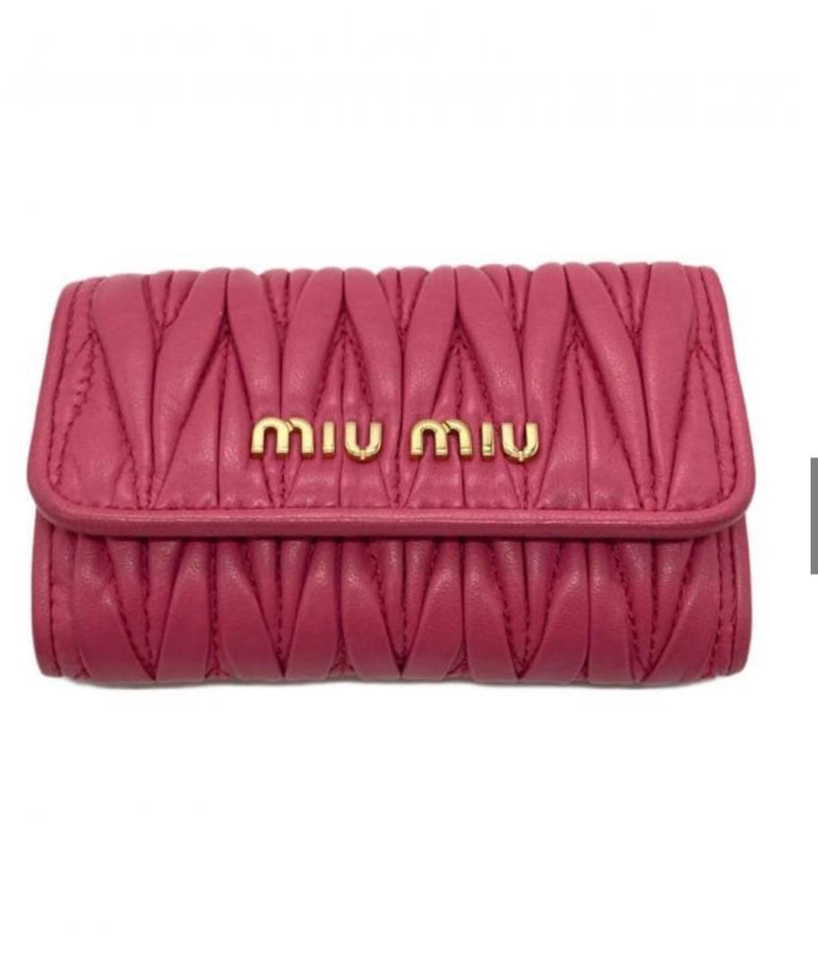 《新品未使用》MIUMIU♡マテラッセキーケース6連(ピンク)♡
