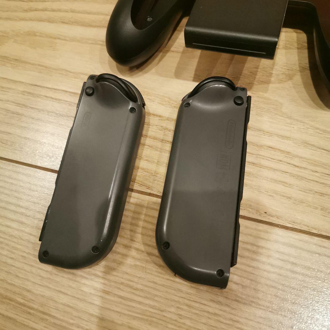 【美品】Nintendo Switch本体グレー (保護シート、128GBSD付