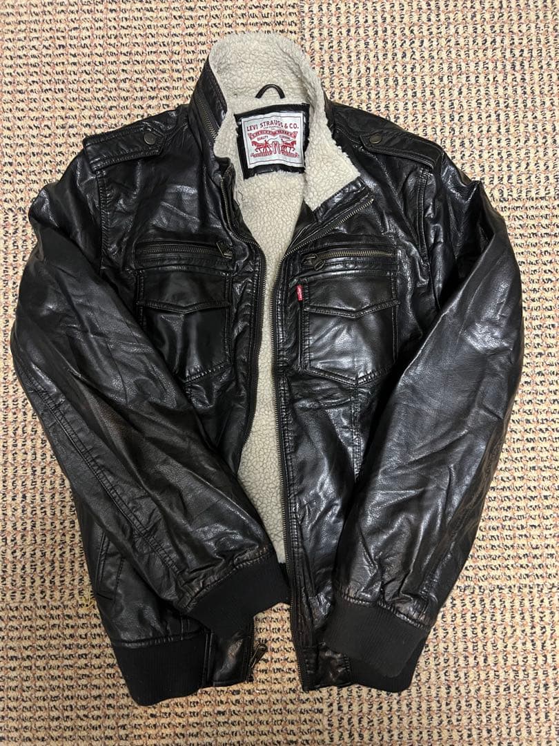 戸*呂様 Levi's　リーバイス　フェイクレザージャケット　裏ボア　ボンバージ