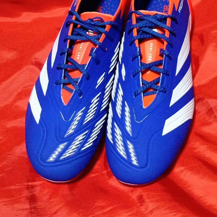 【新品未使用】アディダス　サッカースパイク