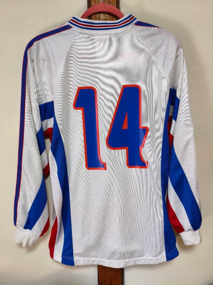 レアFC東京 1999/2000adidas サッカーシャツ 14佐藤由希彦