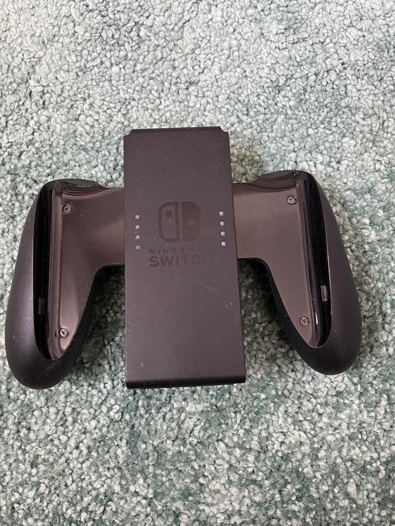 良品Nintendo Switch 本体、付属品、箱全て付属、希望でsdカード付