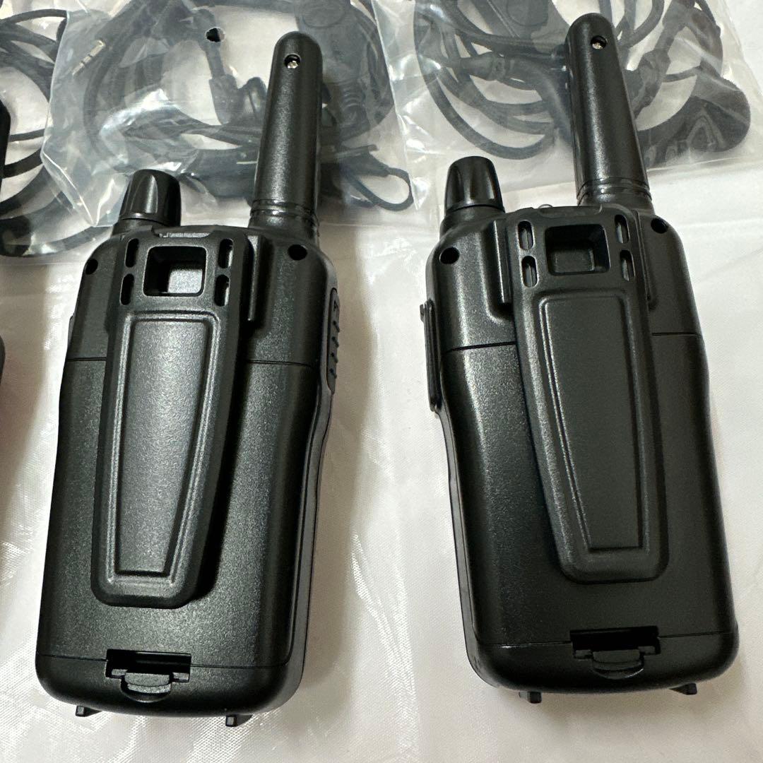 トランシーバー　赤　4台セット　特定小電力