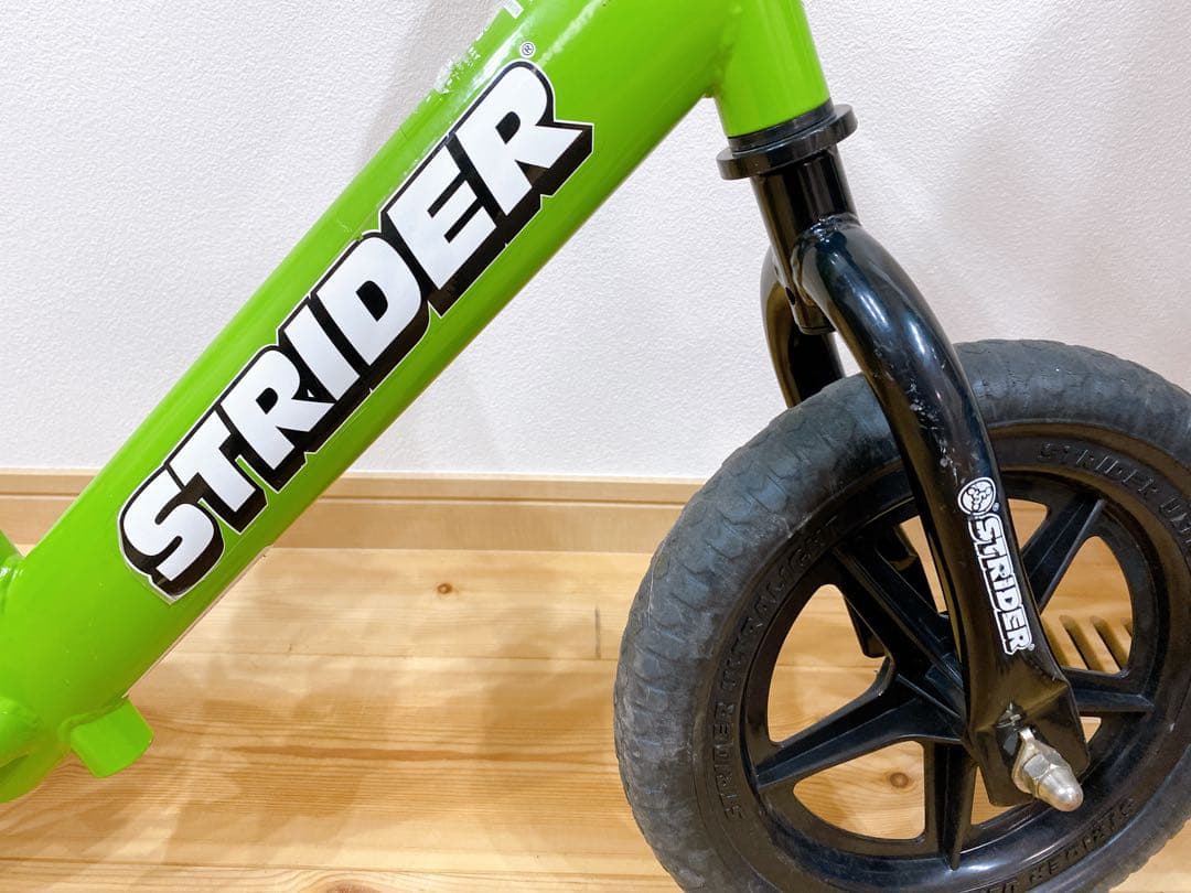 STRIDER バランスバイク グリーン 12インチ