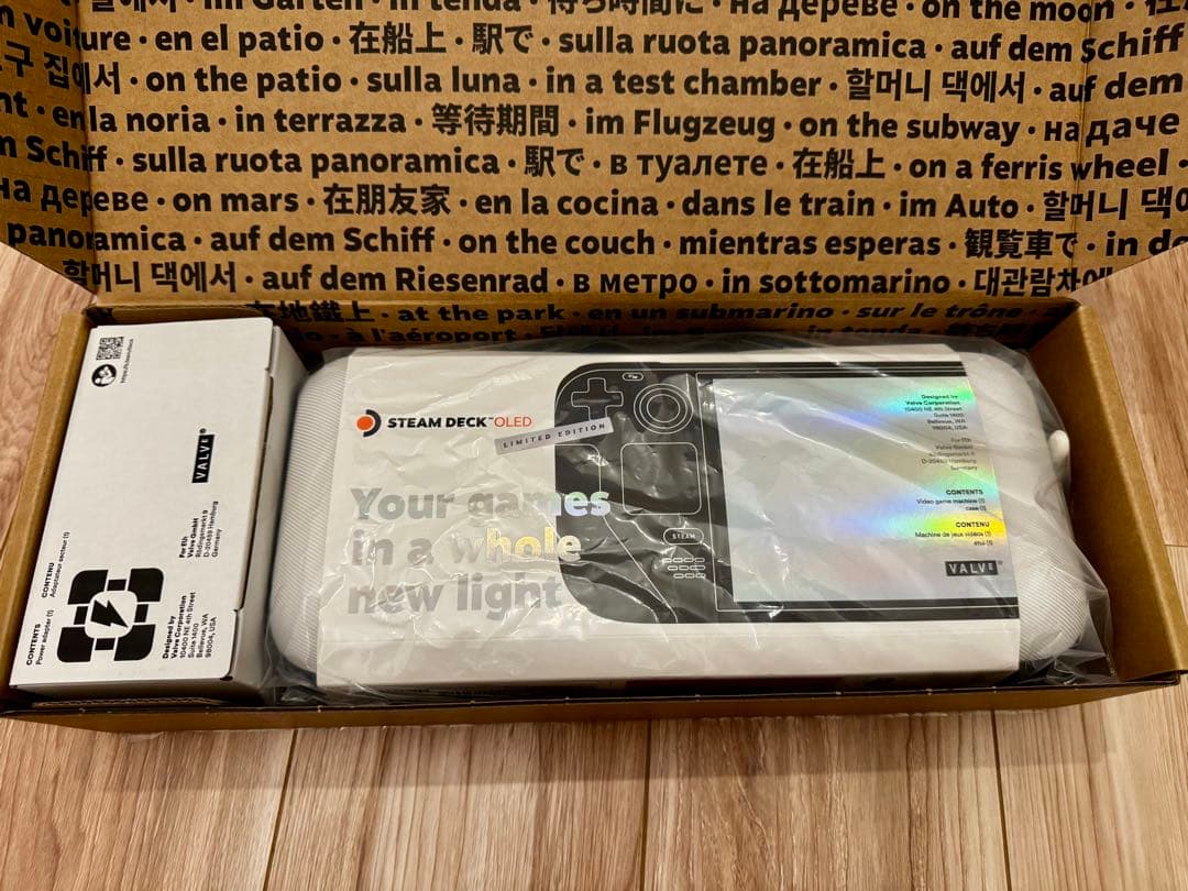Steam Deck OLED LIMITED EDITION ホワイト,1TB