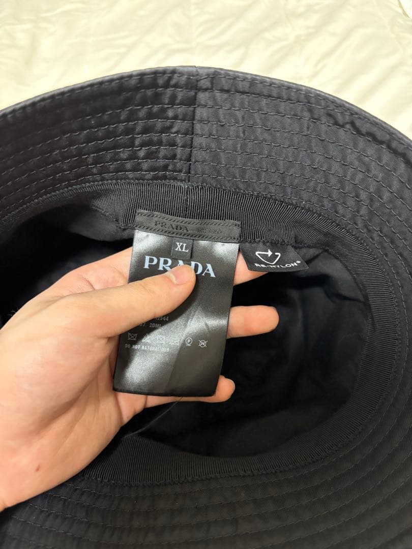 領収書画像ありPRADA ブラック バケットハット XL（安心鑑定付き）