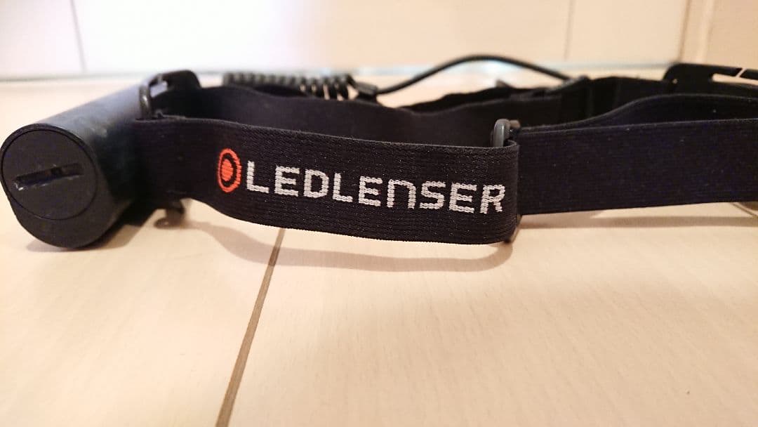 LEDLENSER 充電式ヘッドランプ ブラック