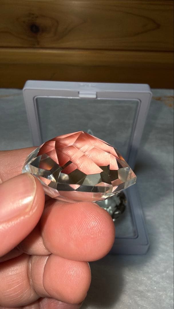 最高品質 ブラジル産本水晶 宝石カット オクタゴナルモディファイドブリリアント