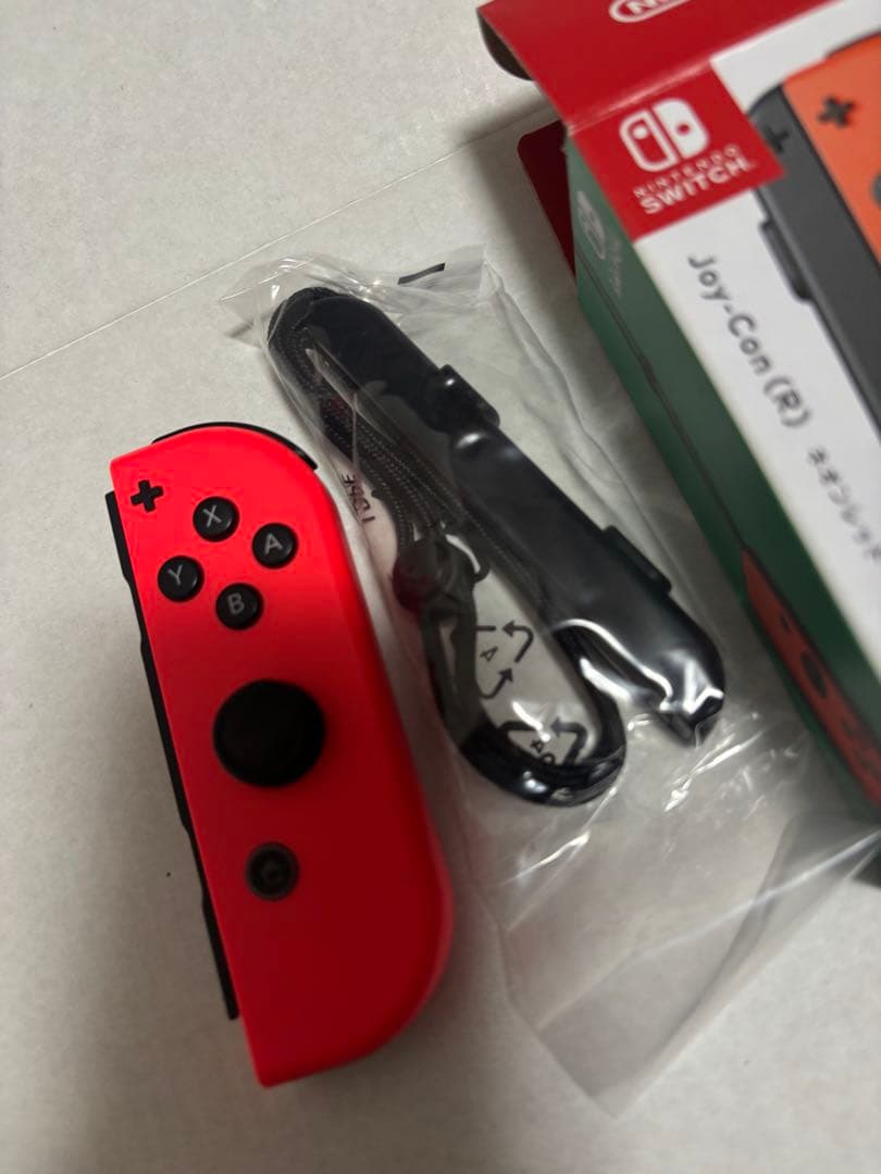 Nintendo Switch スマブラエディション 本体　Joy-Conレッド