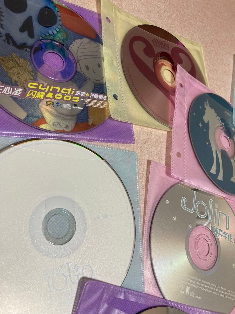 台湾ポップ 音楽アルバムCD まとめ売り ケース無し アジア 中華 K-POP