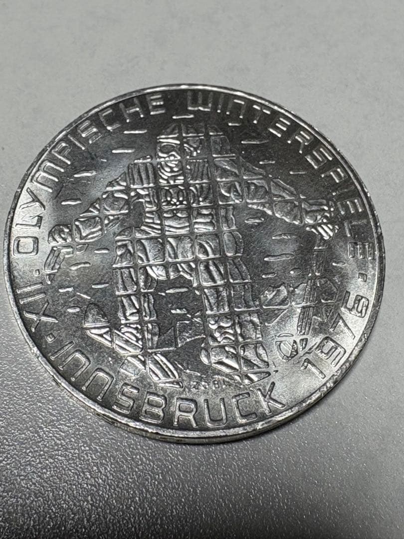 【銀貨保証】極美品　オーストラリア　100シリング銀貨　SV640