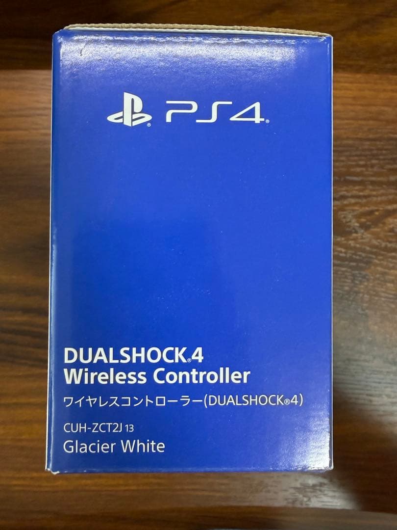 【正規品/未使用】PS4DUALSHOCK4 グレイシャーホワイトコントローラー