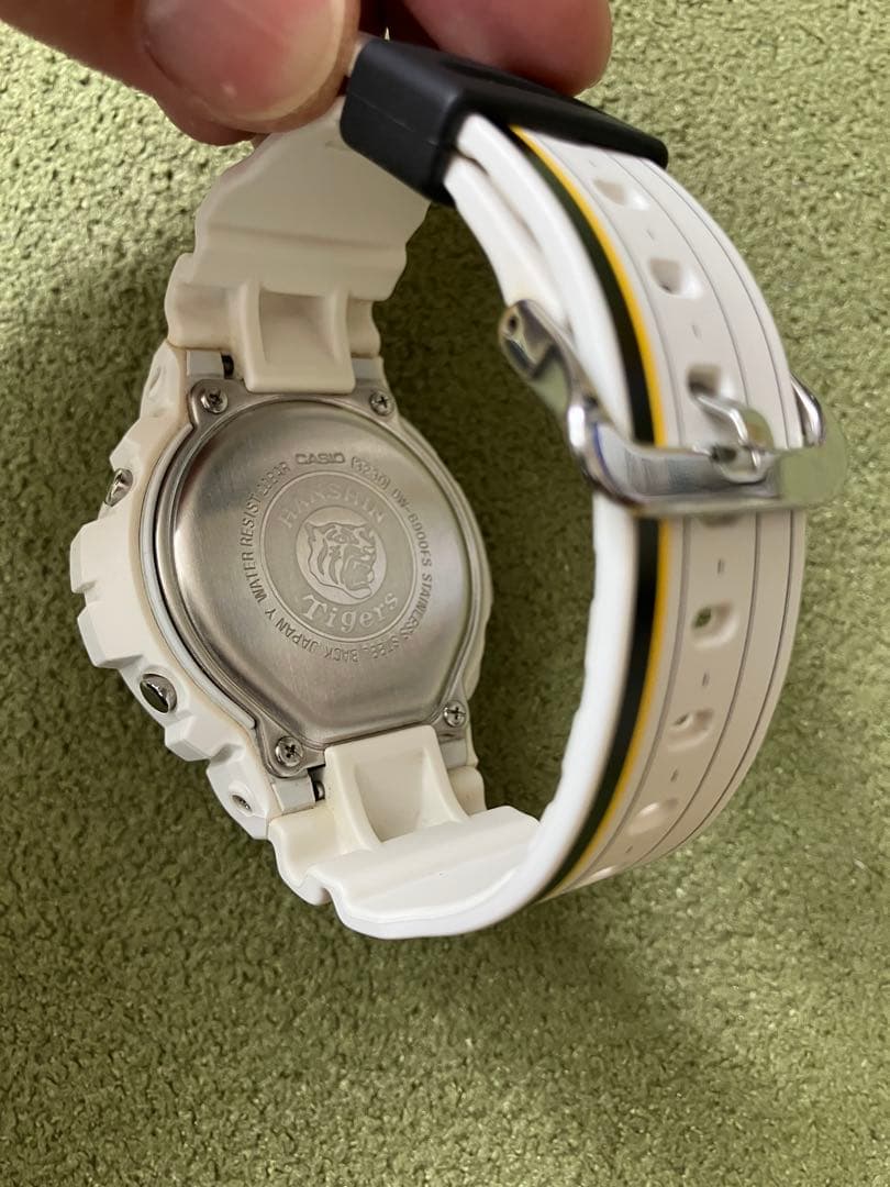 G-SHOCK 阪神タイガースモデル ホワイト