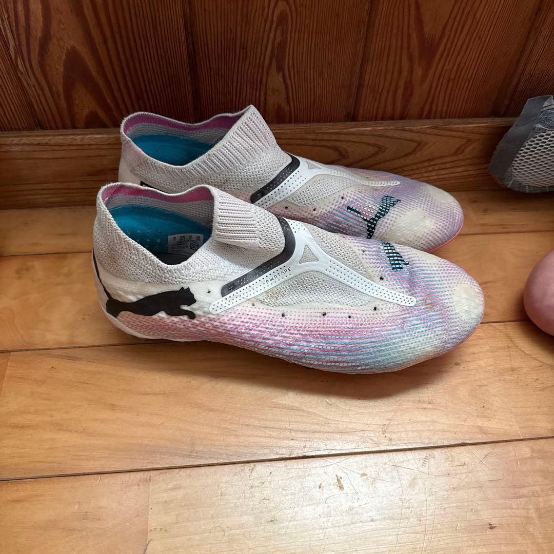 Puma フューチャーサッカーシューズ