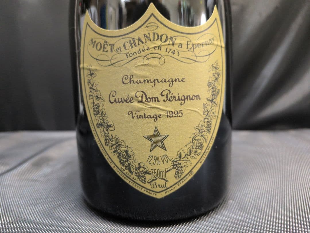 「ドン・ペリニヨンDom Pérignon」「ヴィンテージ 1995」M2685