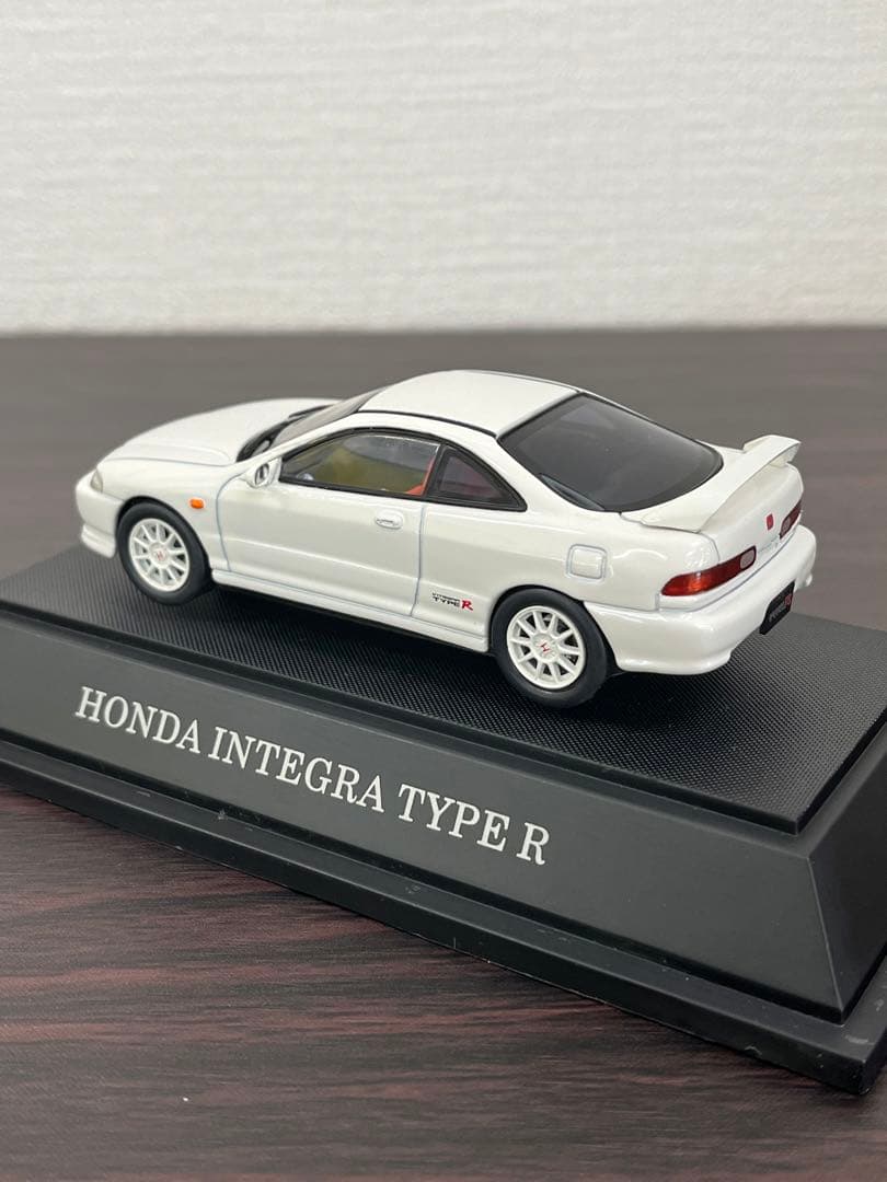 エブロ1/43 ホンダ インテグラ タイプR