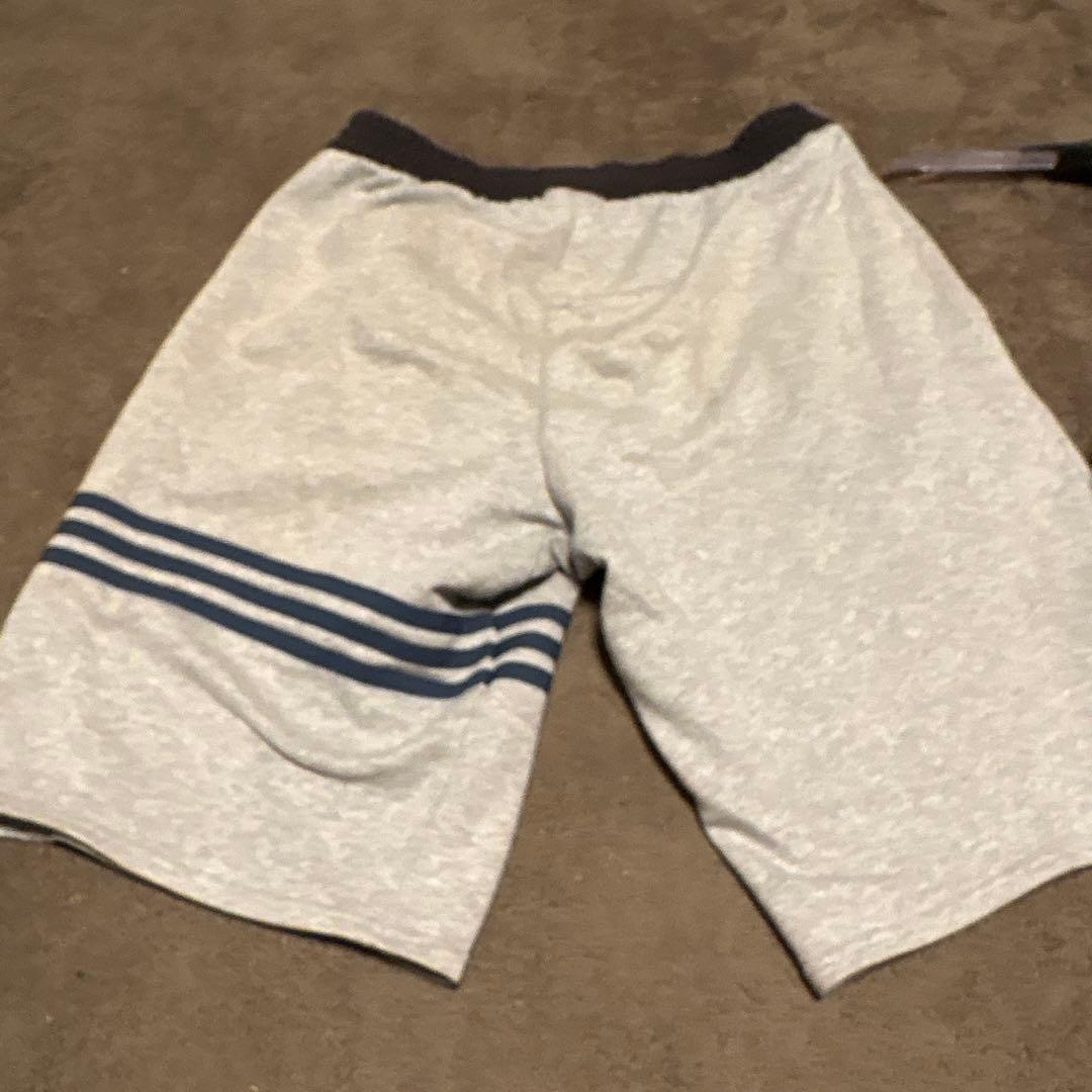 山田哲人着用モデル　adidas 半袖　上下　スウェット
