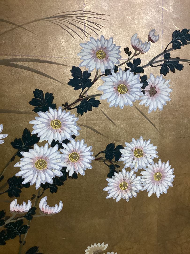 四つ折り屏風　日本画　金箔彩色　『菊花』