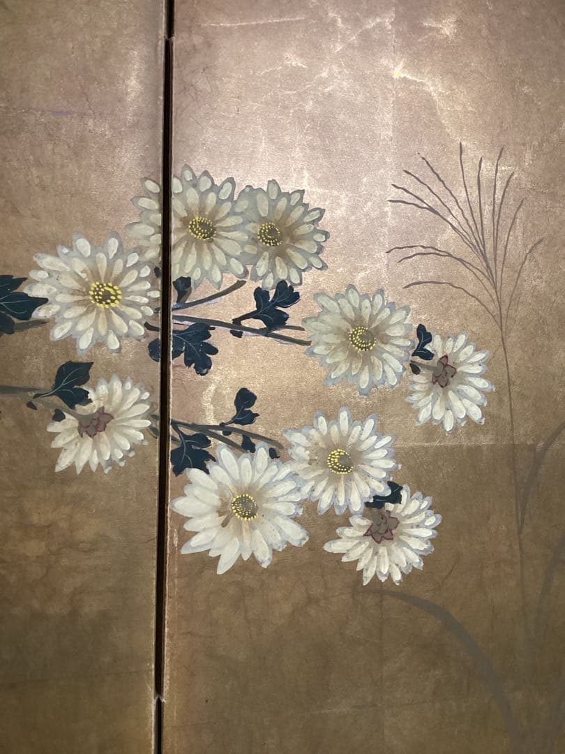 四つ折り屏風　日本画　金箔彩色　『菊花』