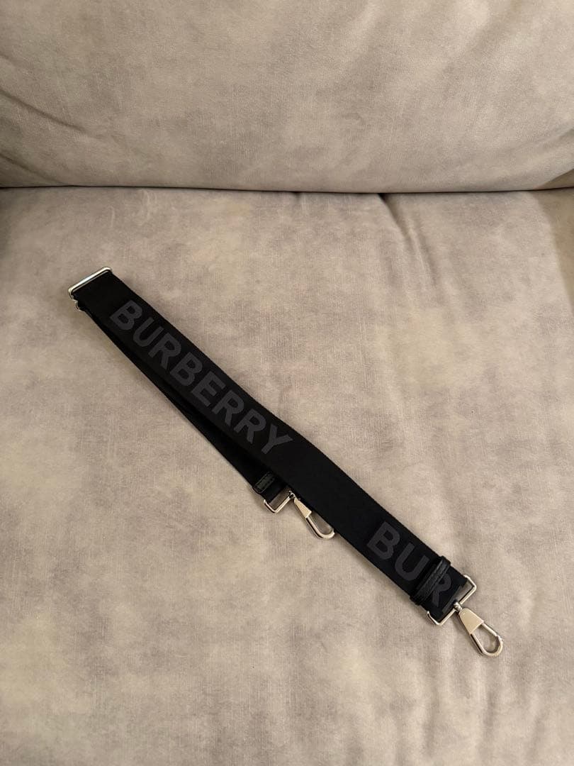 BURBERRY ブラック トートバッグ
