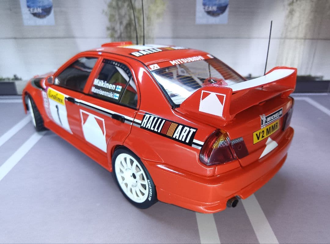 AUTOart 1/18 三菱 ランサーエボ Ⅵ WRC 訳あり