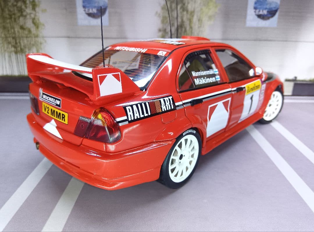 AUTOart 1/18 三菱 ランサーエボ Ⅵ WRC 訳あり