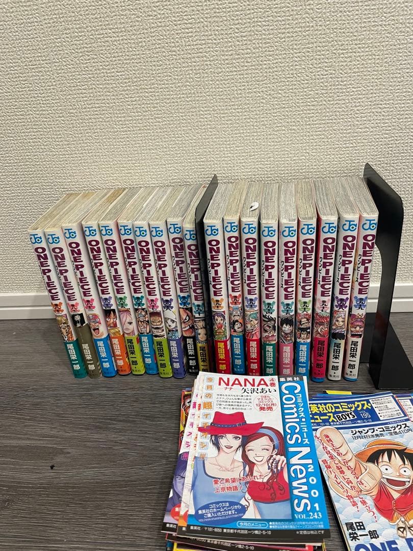 ONE PIECE 全巻セット初版(1~110+おまけ) ほぼ全てに付属品あり