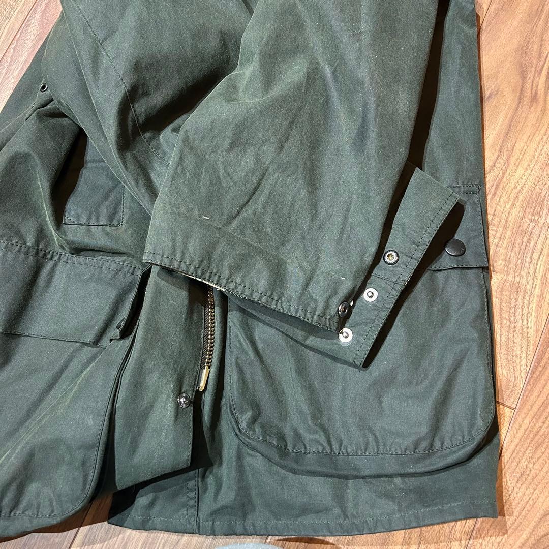 美品Barbour Beaufort 40セージ オイルドジャケット バブアー