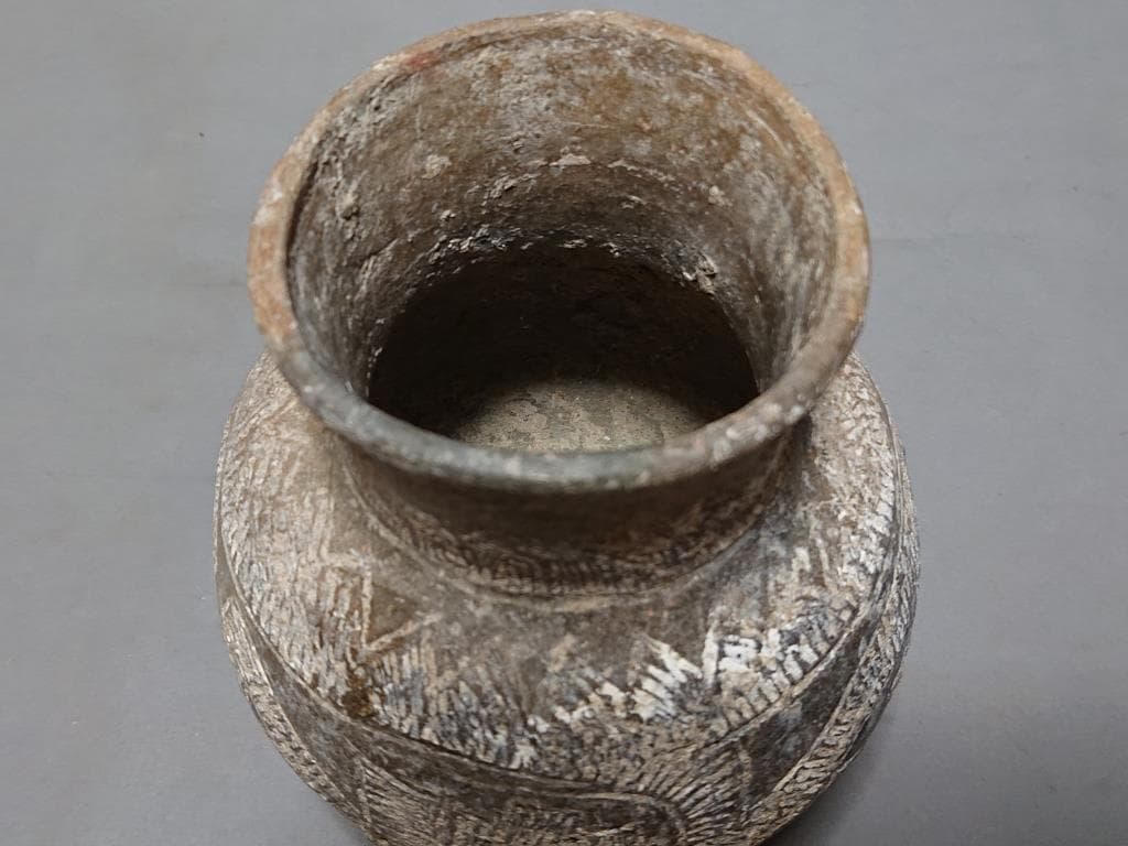 コレクター収集　タイ古陶磁　バンチェン土器　発掘品
