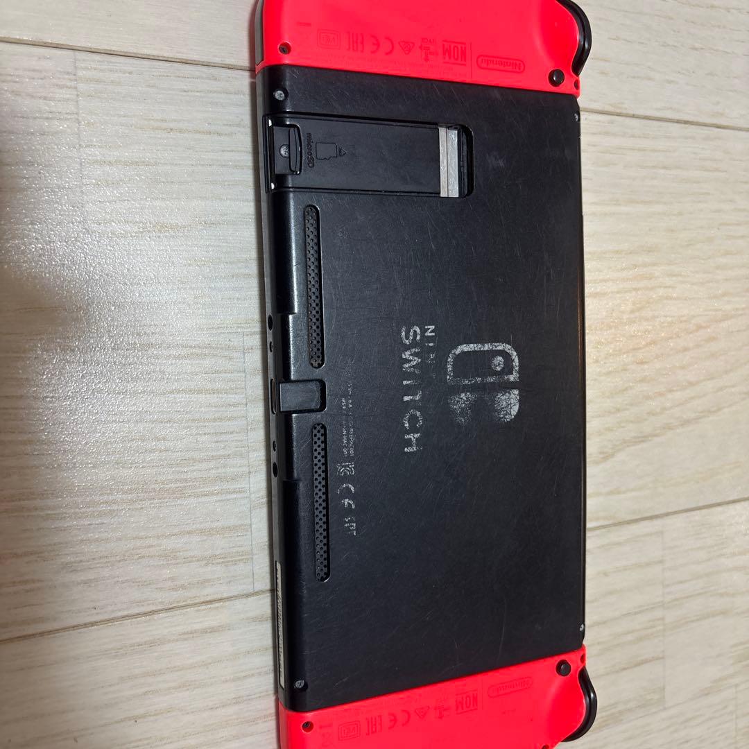 Nintendo Switch ネオンレッド 本体