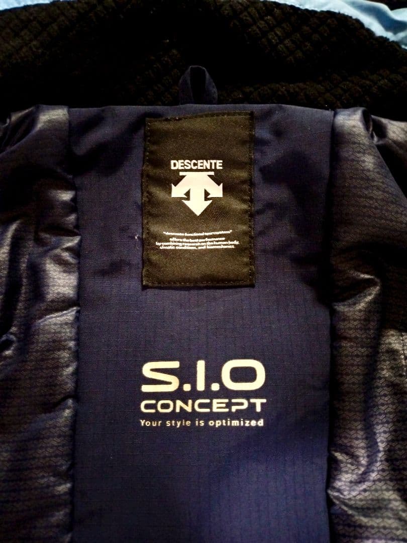 デサント　DESCENTE　メイトモデル　スキーウェア　サイズS(着丈68cm)