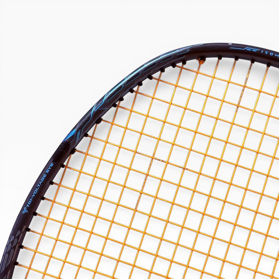 YONEX ボルトリック Z-FORCE II 4UG5 バドミントンラケット