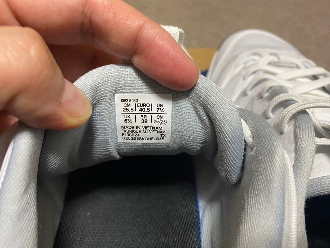シューズ(男性用) ASICS UNPRE ARS LOW2 25.5cm