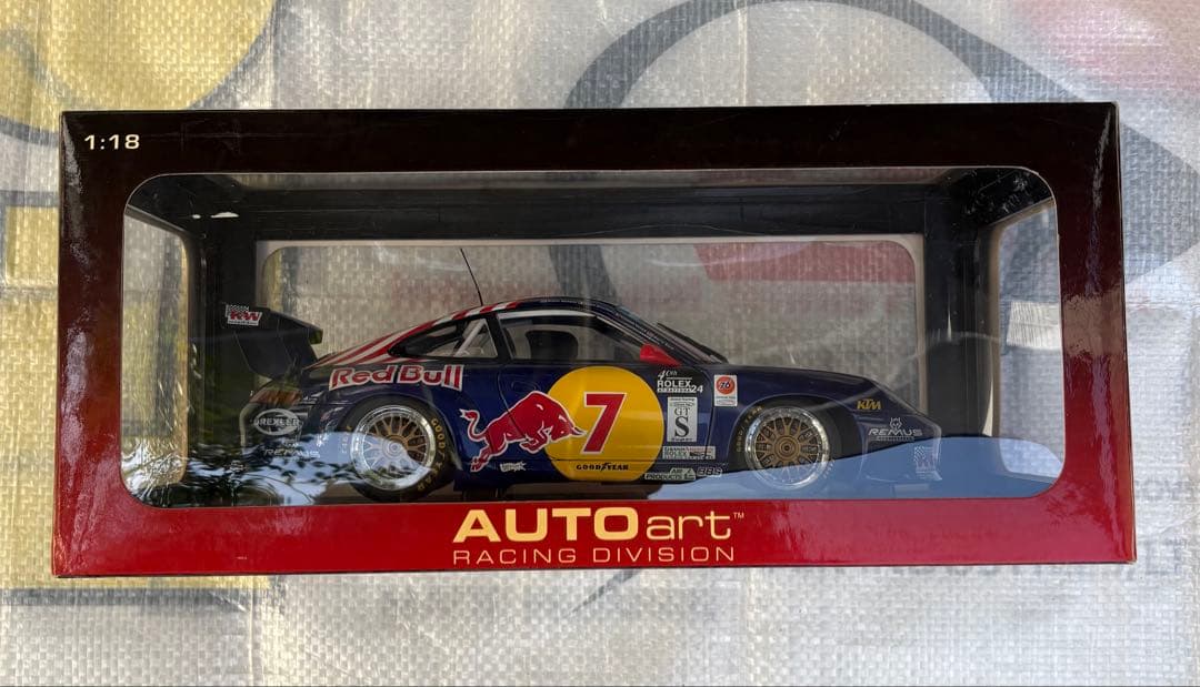 AUTOart 1/18 ミニカー　ポルシェ911GT3